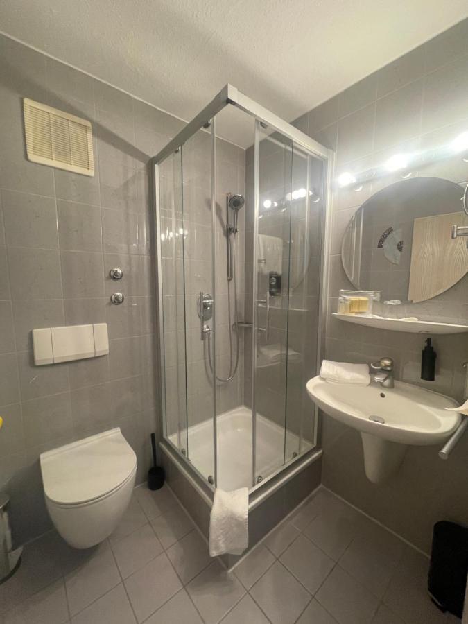 Krystall Hotel Filderstadt Esterno foto